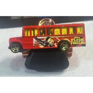 Hot Wheels Flyin' Finizzas Sideshow Chevrolet School Bus Red Diecast 1/64 Loose